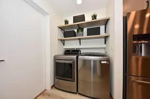 359 Hartford Square, Hartford, WI 53027 - Photo 18