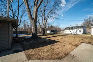 6 Timmer Ln, Racine, WI 53406 - Photo 4