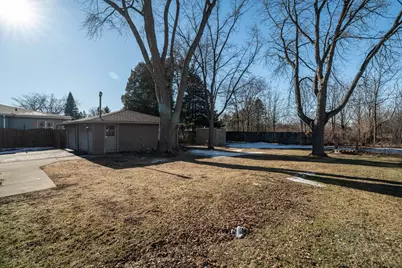 6  Timmer Ln, Racine, WI 53406 - Photo 24
