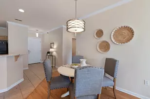 1220 E Locust St, Milwaukee, WI 53212 - Photo 6