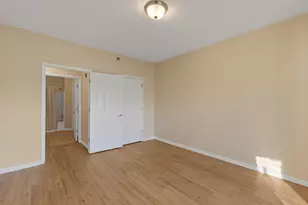 1220 E Locust St, Milwaukee, WI 53212 - Photo 16