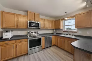 215 Maries Way, Random Lake, WI 53075 - Photo 4