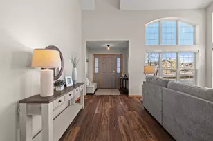 6001 Alburg Ave, Racine, WI 53406 - Photo 10