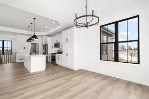 W209N5699 Turnberry Ln, Menomonee Falls, WI 53052 - Photo 10