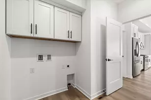 W209N5699 Turnberry Ln, Menomonee Falls, WI 53052 - Photo 28