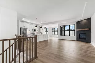 W209N5699 Turnberry Ln, Menomonee Falls, WI 53052 - Photo 14