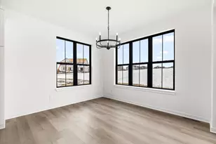 W209N5699 Turnberry Ln, Menomonee Falls, WI 53052 - Photo 8