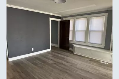 644 W 6th Ave, Oshkosh, WI 54902 - Photo 10