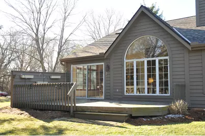 3892 S Oakbrook Dr, Greenfield, WI 53228 - Photo 2