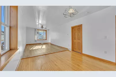 918  Swift Ave, Sheboygan, WI 53081 - Photo 6