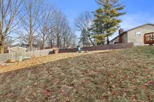 105 Winston Way, Waunakee, WI 53597 - Photo 4