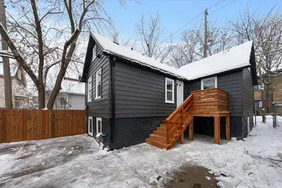 1850 N Warren Ave, Milwaukee, WI 53202 - Photo 24