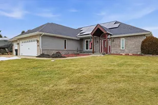 S88W35412 Eagle Terrace, Eagle, WI 53119 - Photo 6