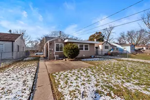 5778 N 32nd St, Milwaukee, WI 53209 - Photo 2