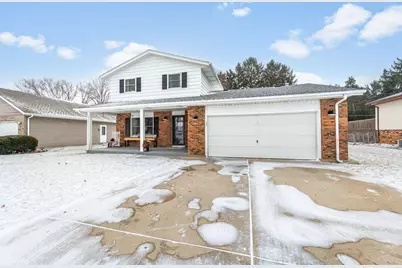 519  Dunford Dr, Burlington, WI 53105 - Photo 4