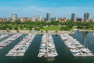 1660 N Prospect Ave, Milwaukee, WI 53202 - Photo 46