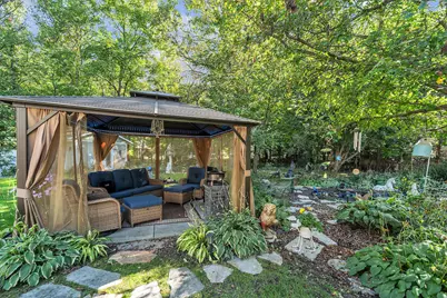 3267 W Skamra Ave, Franklin, WI 53132 - Photo 34