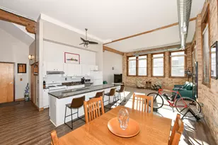 306 E Lincoln Ave, Milwaukee, WI 53207 - Photo 8