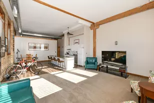 306 E Lincoln Ave, Milwaukee, WI 53207 - Photo 14