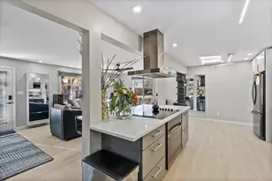 N20W5343 Pierce Ct, Cedarburg, WI 53012 - Photo 8