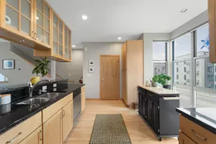 2106 N Commerce St, Milwaukee, WI 53212 - Photo 6