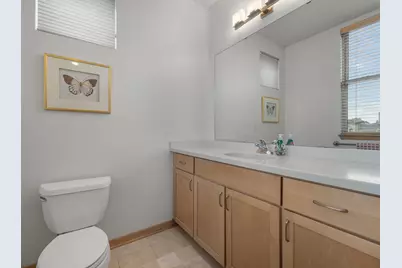 2106 N Commerce St, Milwaukee, WI 53212 - Photo 12