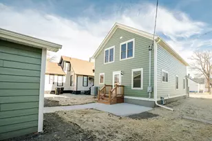 1644 S Memorial Dr, Racine, WI 53403 - Photo 30