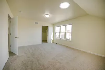 1644 S Memorial Dr, Racine, WI 53403 - Photo 22