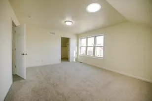 1644 S Memorial Dr, Racine, WI 53403 - Photo 22