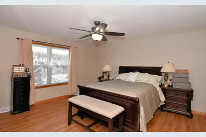 W142N9823  Amber Dr, Germantown, WI 53022 - Photo 24