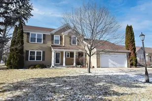 W142N9823 Amber Dr, Germantown, WI 53022 - Photo 1