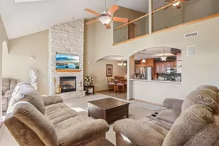 1617 Grey Fox Trail, Mukwonago, WI 53149 - Photo 14