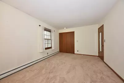 10551 W Keefe Ave, Wauwatosa, WI 53222 - Photo 32