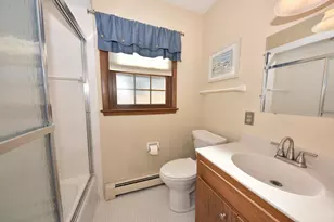 10551 W Keefe Ave, Wauwatosa, WI 53222 - Photo 36