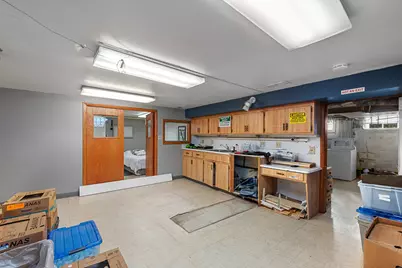 1405 W Silver Spring Dr, Glendale, WI 53209 - Photo 20