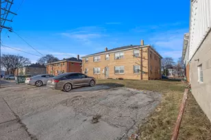 8017 W Hampton Ave, Milwaukee, WI 53218 - Photo 18