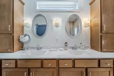 4525  Alyssa Ln, Sheboygan, WI 53083 - Photo 12