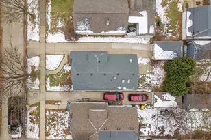 2507 N 70th St, Wauwatosa, WI 53213 - Photo 46