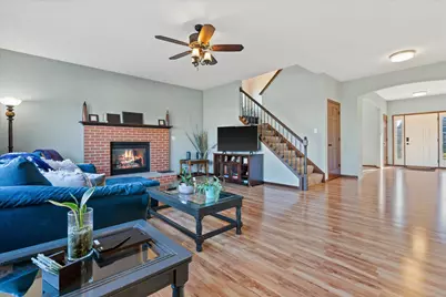 N42W22770  Beacon Ct, Pewaukee, WI 53072 - Photo 10