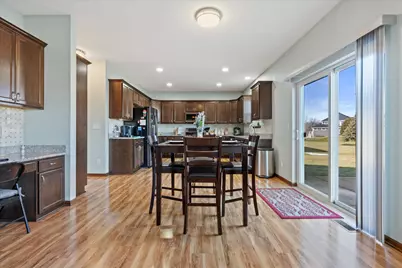 N42W22770  Beacon Ct, Pewaukee, WI 53072 - Photo 14