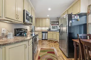 4939 N 126th St, Butler, WI 53007 - Photo 6