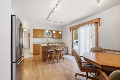 465  Dardis Dr, Burlington, WI 53105 - Photo 8