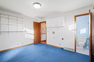 207 Old Pine Cir, Racine, WI 53402 - Photo 10