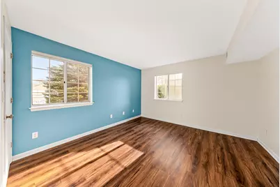 N110W17098  Ashbury Ln #4, Germantown, WI 53022 - Photo 20