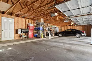 N110W17098 Ashbury Ln, Germantown, WI 53022 - Photo 24