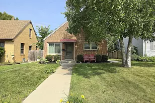 3334 N 92nd St, Milwaukee, WI 53222 - Photo 44