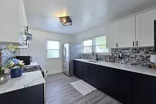 3334 N 92nd St, Milwaukee, WI 53222 - Photo 2