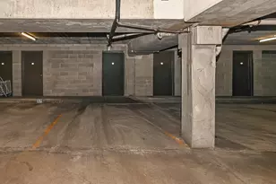 2101 W Good Hope Rd, Glendale, WI 53209 - Photo 24