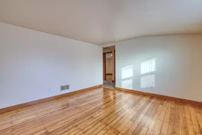 3200 N 77th St, Milwaukee, WI 53222 - Photo 20