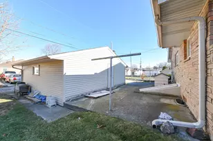 4865 S Swift Ave, Cudahy, WI 53110 - Photo 6